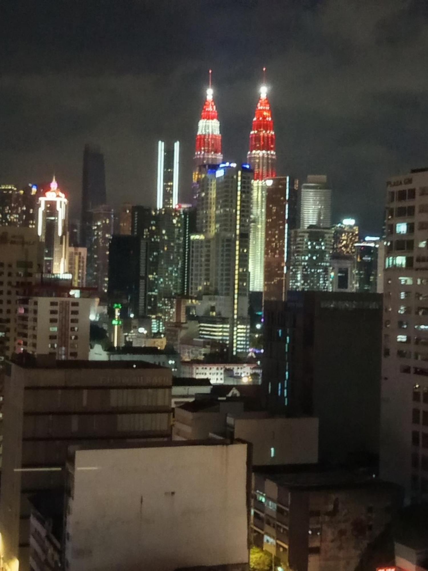 Chambers Klcc View Apartment