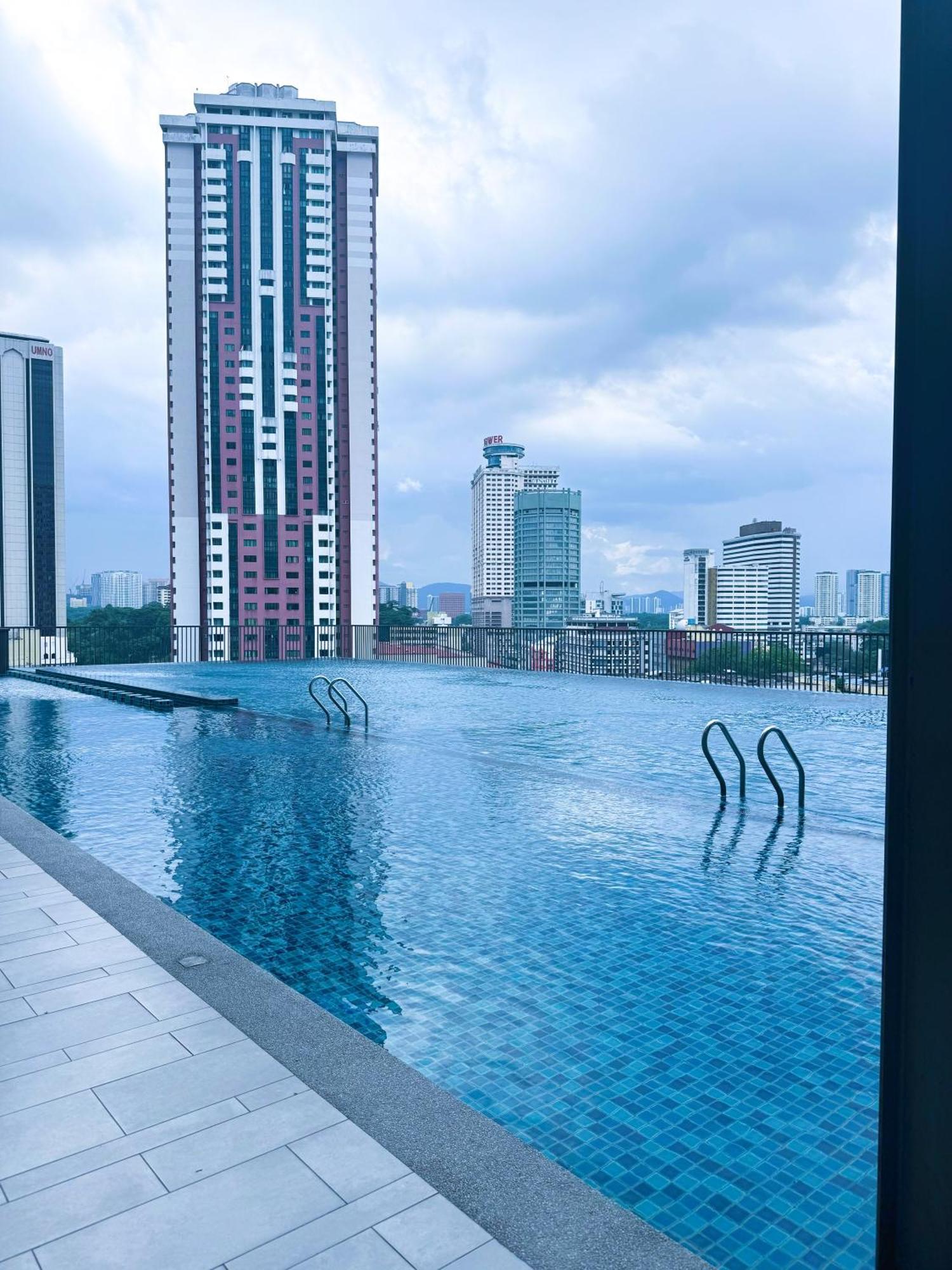 Chambers Klcc View Apartment Kuala Lumpur